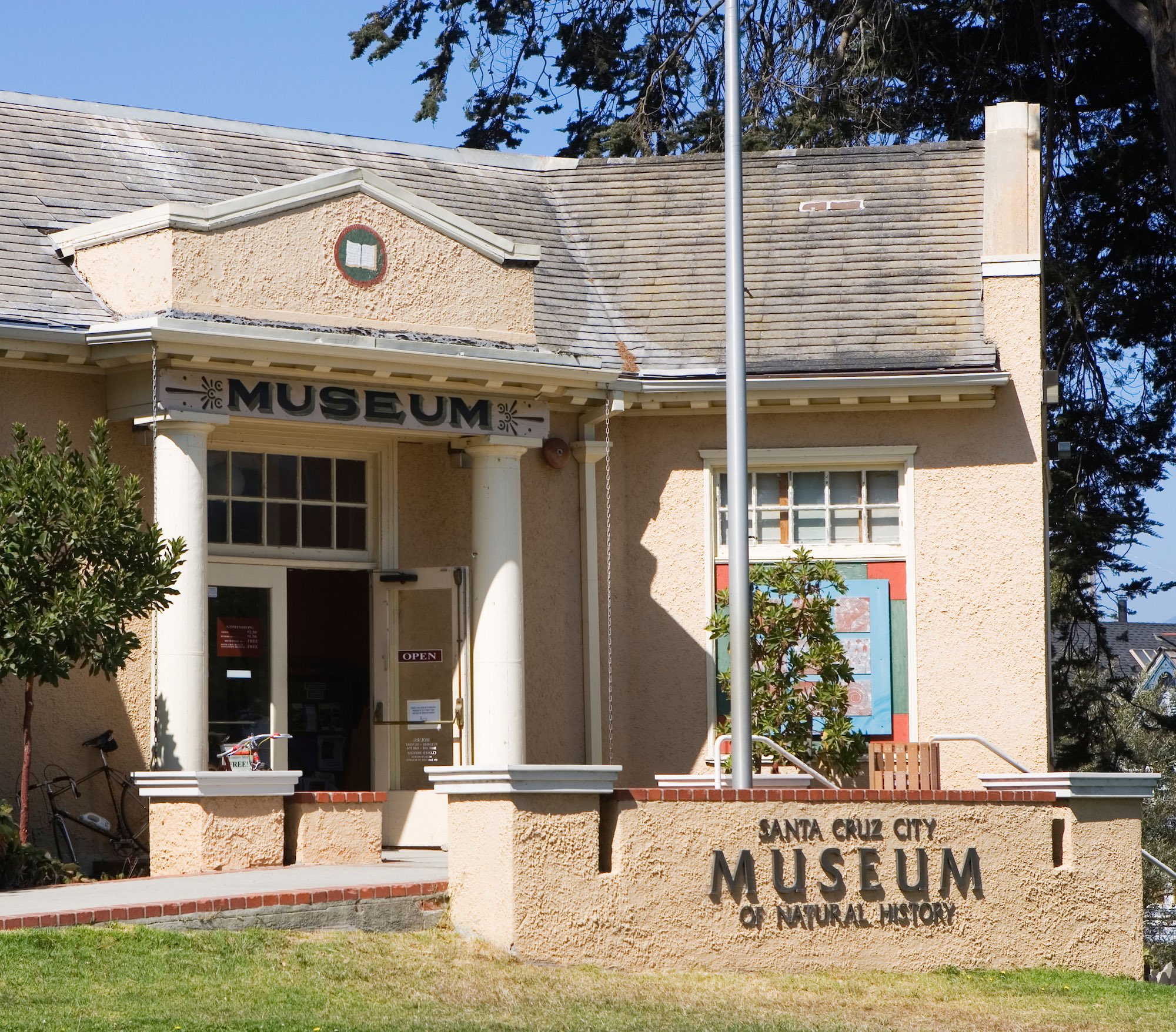 Santa Cruz Museum of Natural History