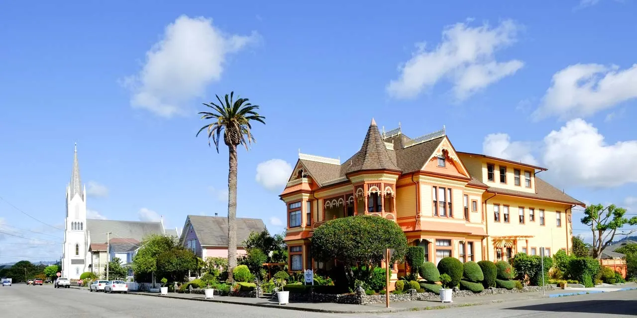 15 Amazing and Affordable Towns in California You May Not Know