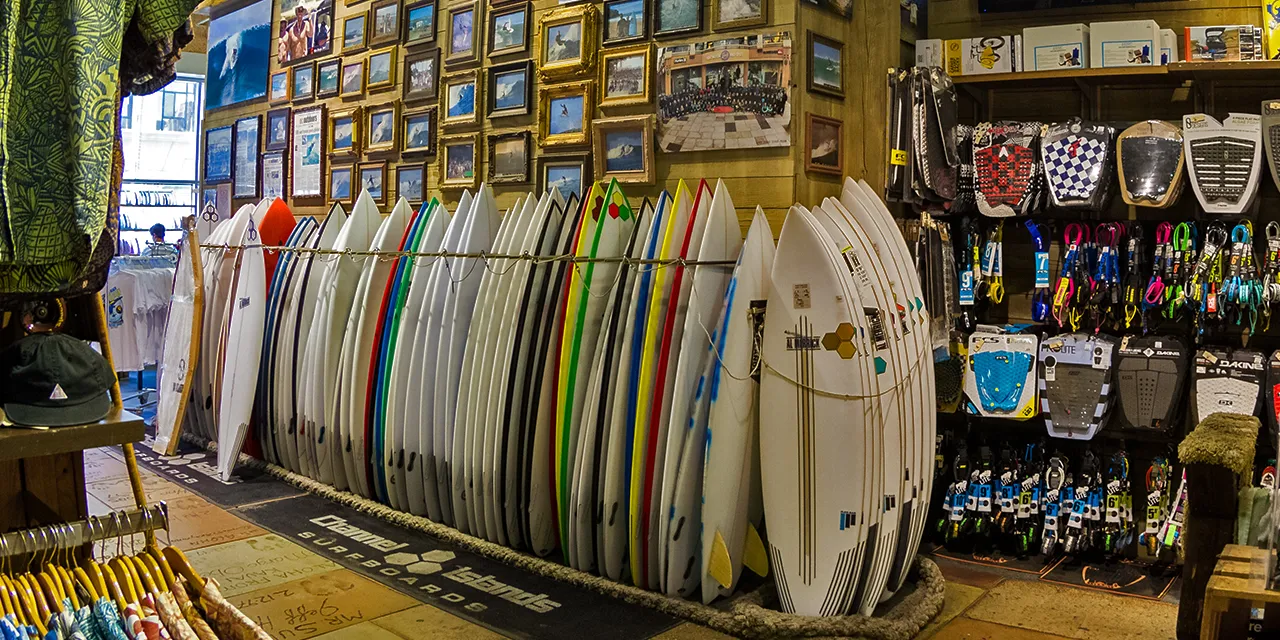 Shop Hansen Surfboards on Highway 101 in Encinitas