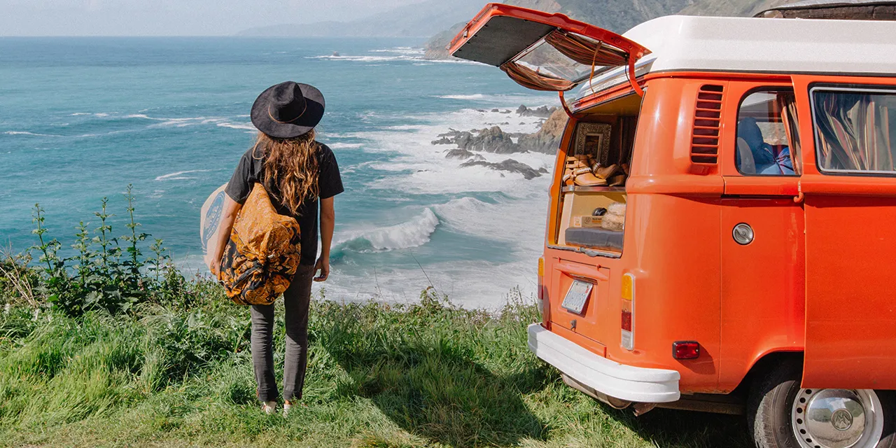 スタンダードカリフォルニア キャリフォルクス アート サーフ Where to Take a Unique California Surfing Vacation