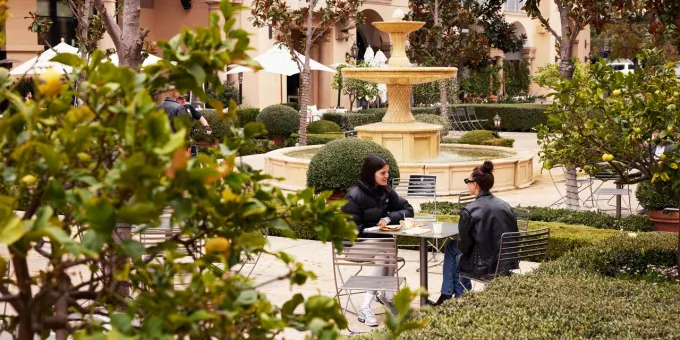Beverly Hills, Los Angeles, California Today