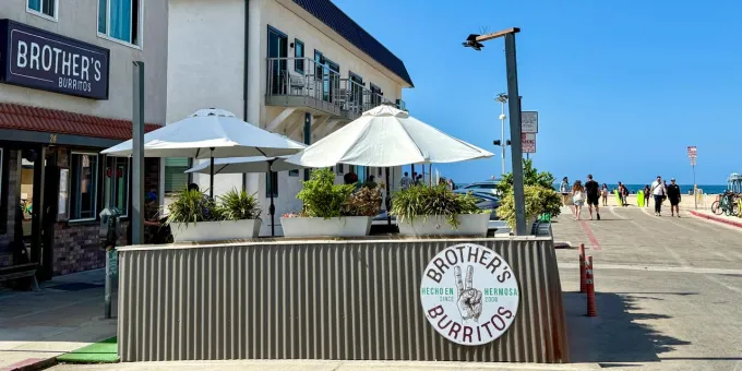 Exterior of Brother's Burritos in Hermosa Beach, California