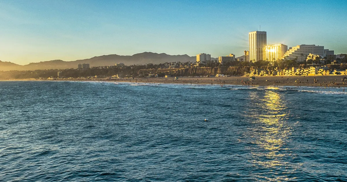 サンタモニカ | Visit California
