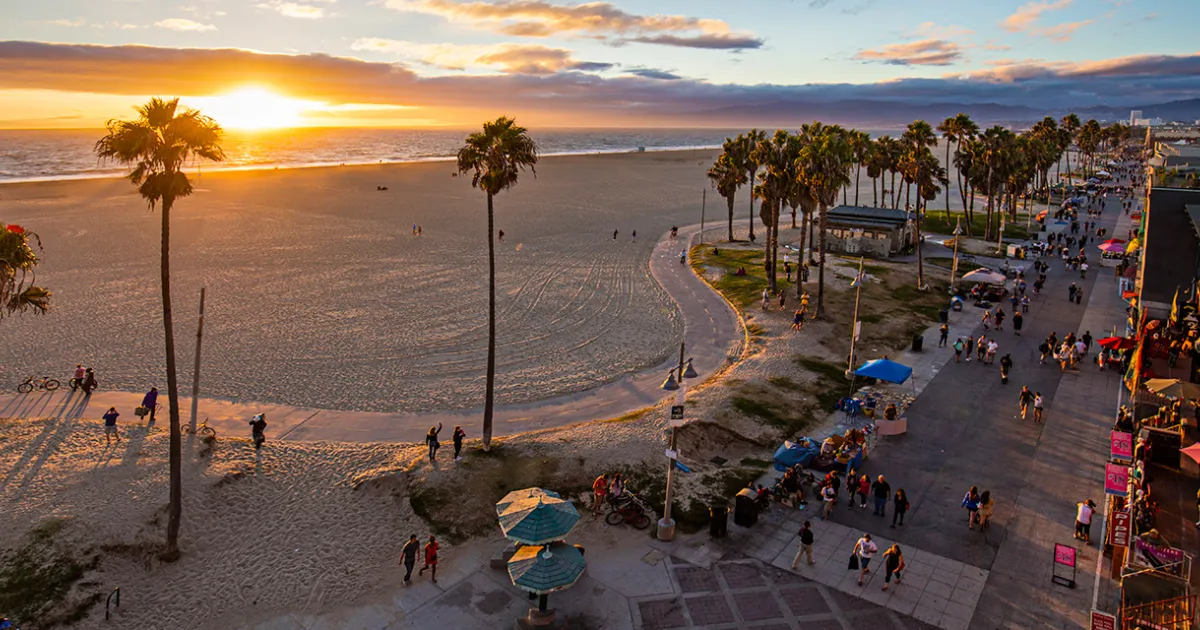 5 Great Ways to Stay, Eat and Play in Venice Beach